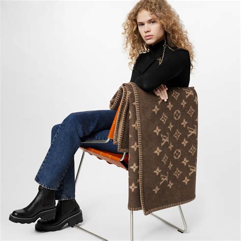 lv throw|Two For One Light Blanket S00 .